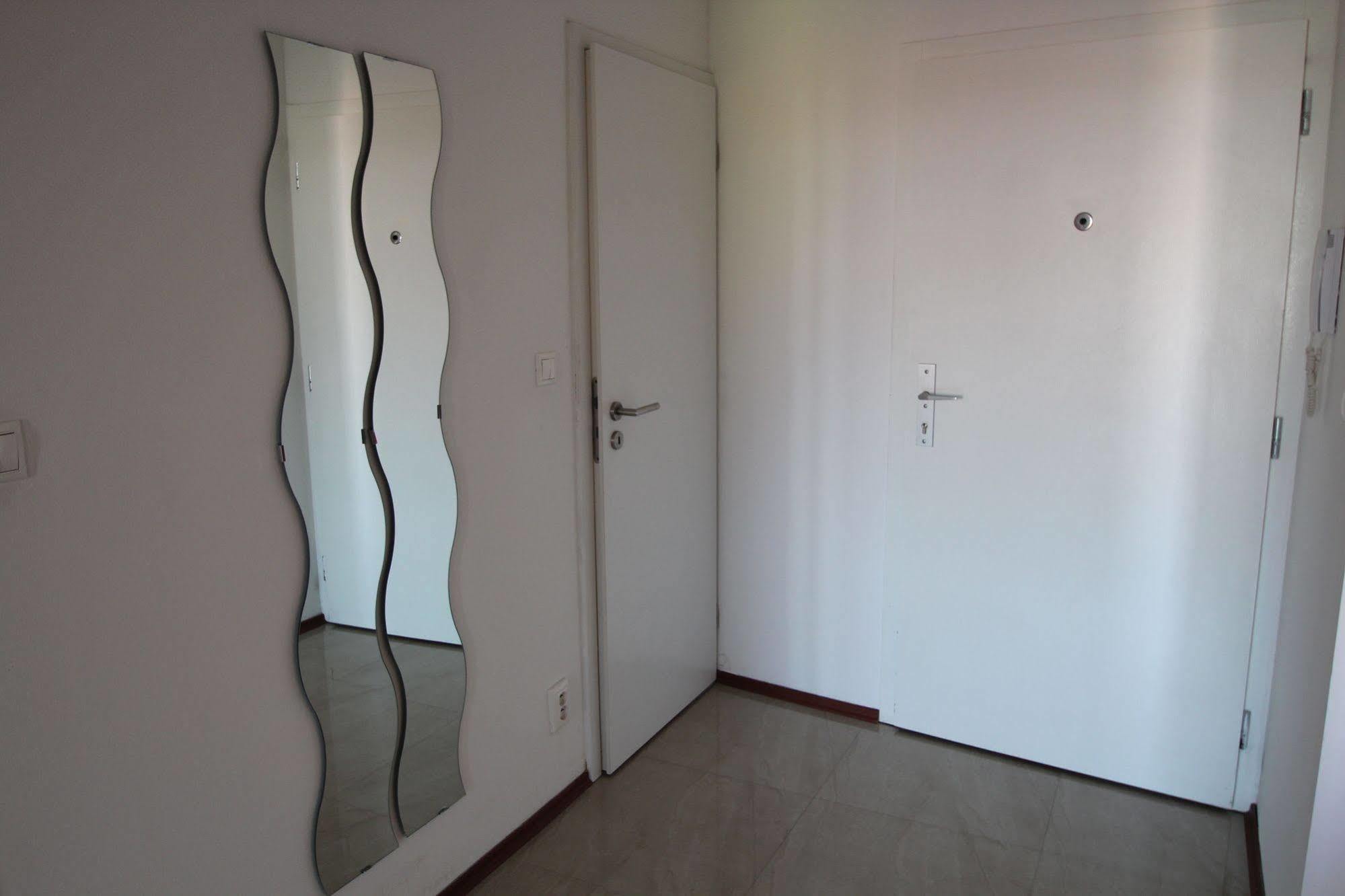 Apartman Halex Centrum City Aupark Πιεστάνυ Εξωτερικό φωτογραφία